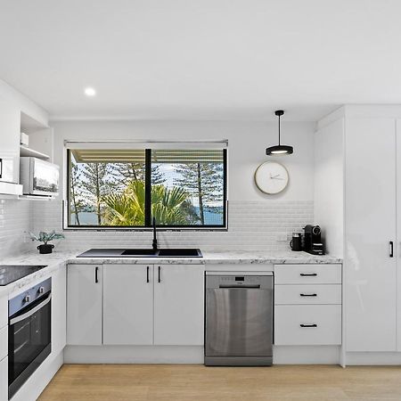 Beachside Views 2 Bedroom Apartment ムールーラバ エクステリア 写真