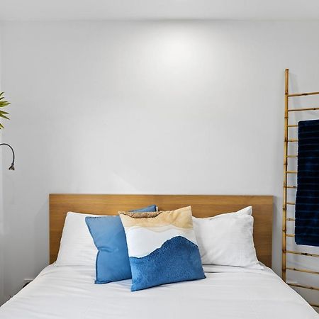 Beachside Views 2 Bedroom Apartment ムールーラバ エクステリア 写真